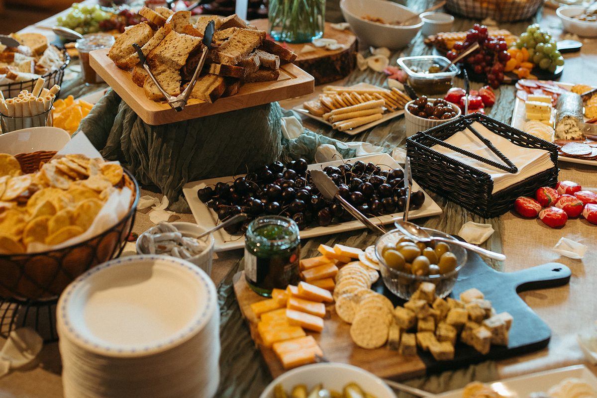 Catering and table service at Rock Lake